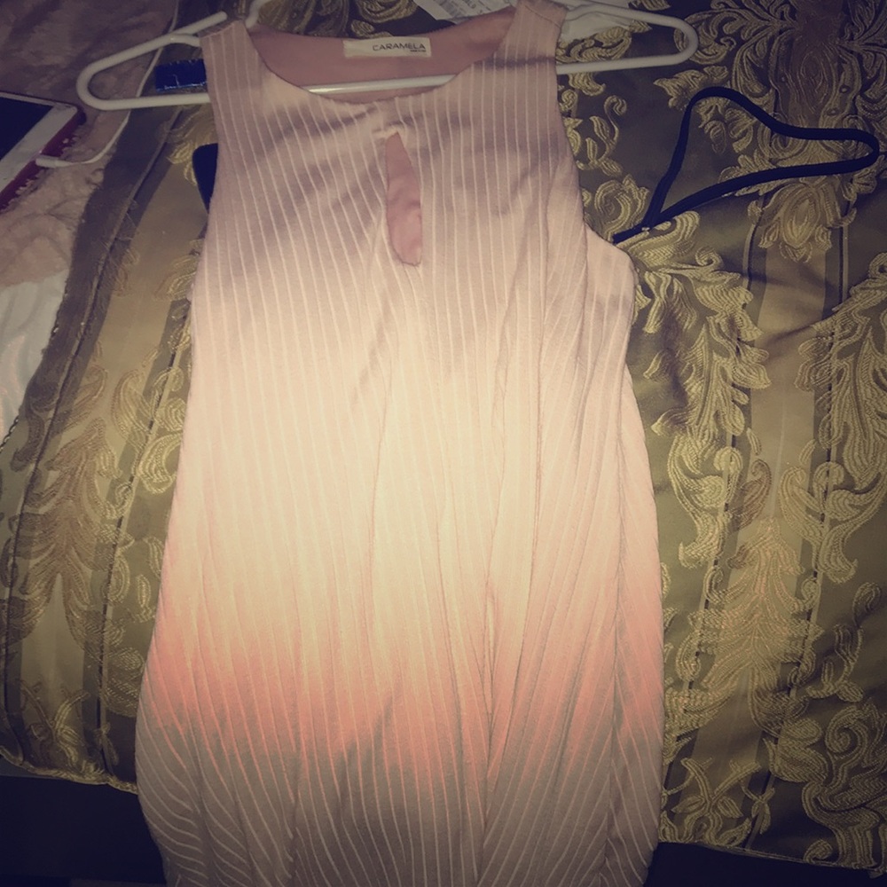 pastel pink carmela dress. it's screams🗣 summer